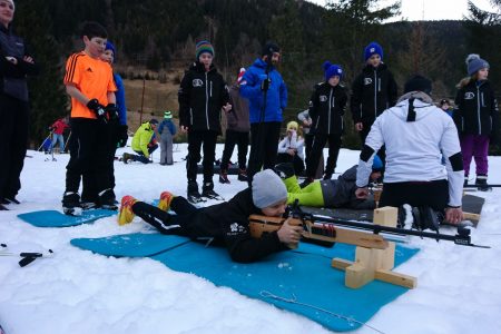 Biathlonschnuppertraining für die Junghaie