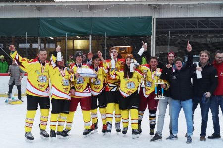 Sieg beim 5. Metnitzer Freiluft Eishockeyturnier